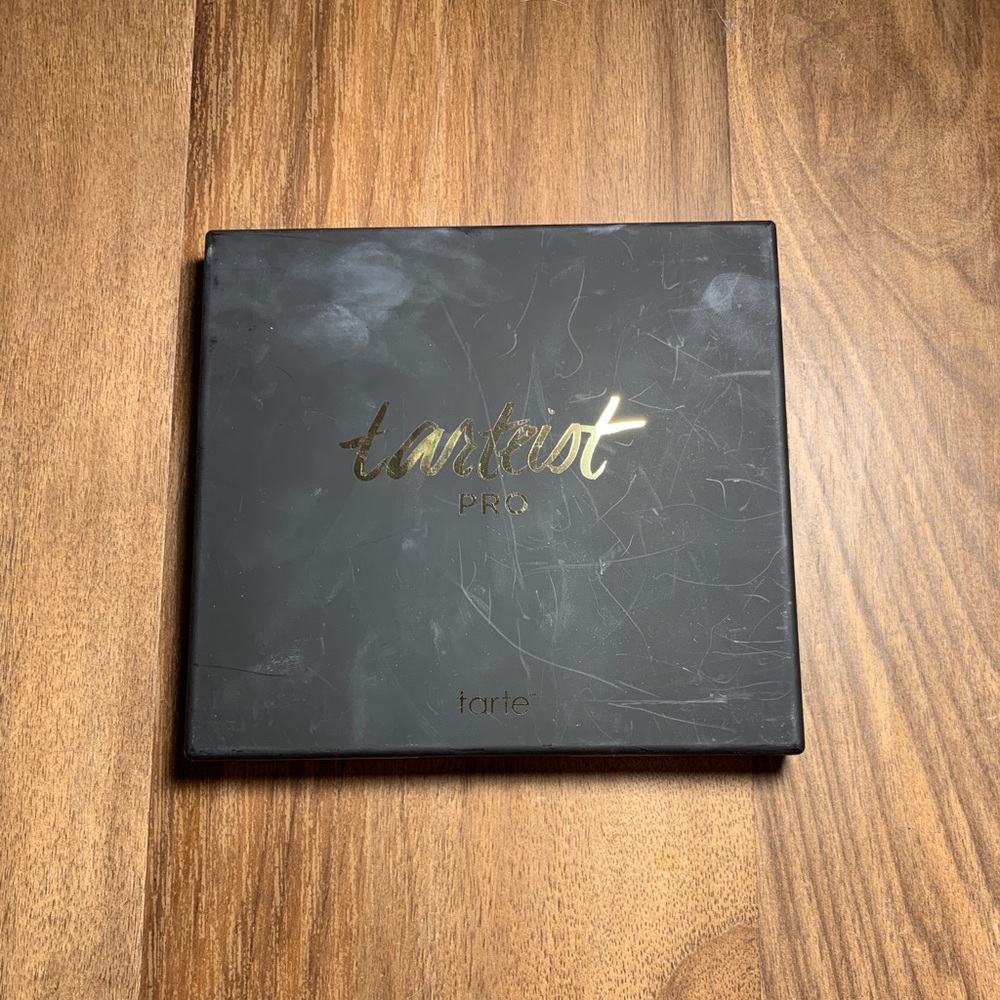 Tarteist pro Amazonian clay palette